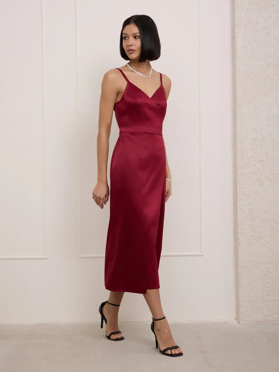 Bert Evening Dress: Elegant and Timeless Style