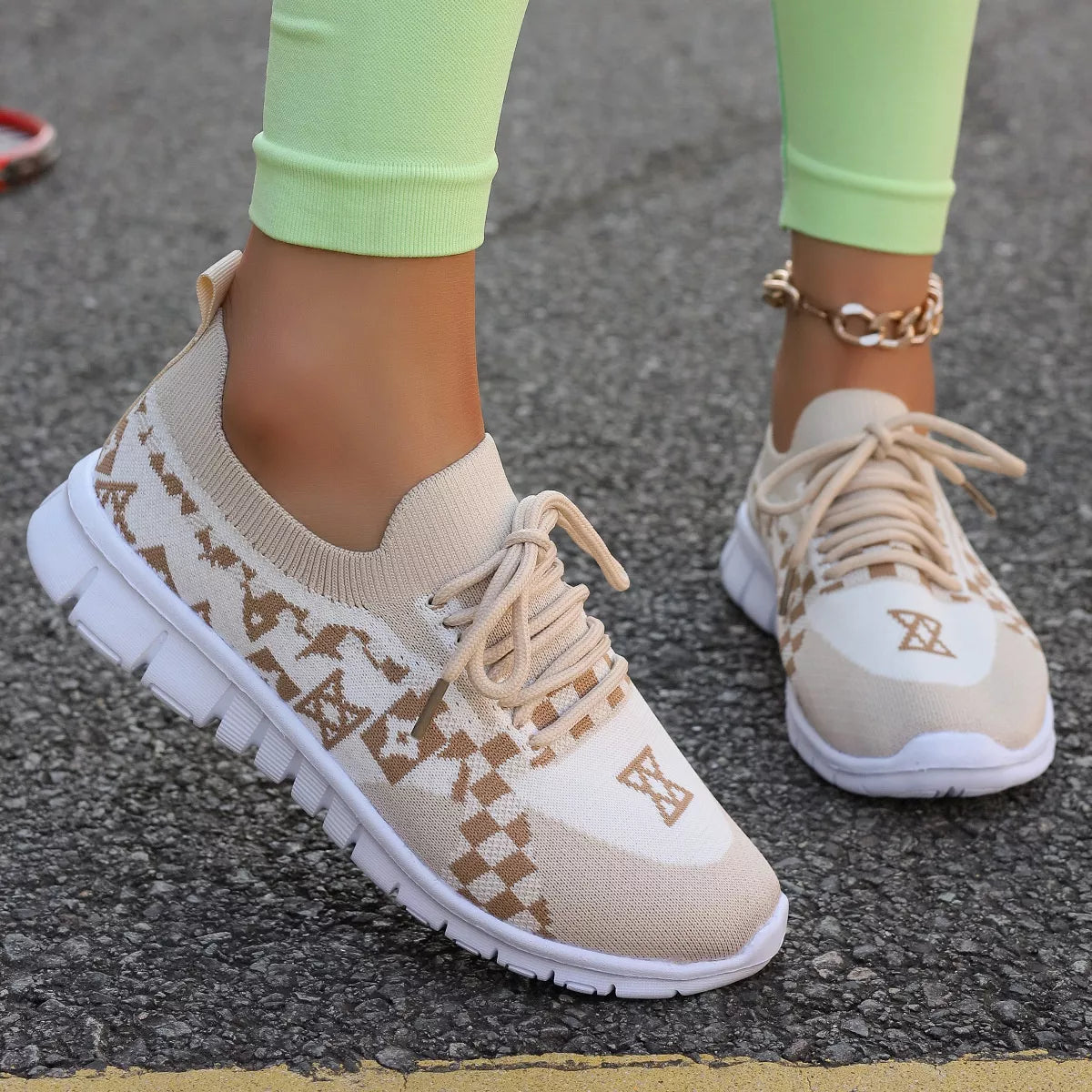 Breathable Mesh Lace Up Sneakers