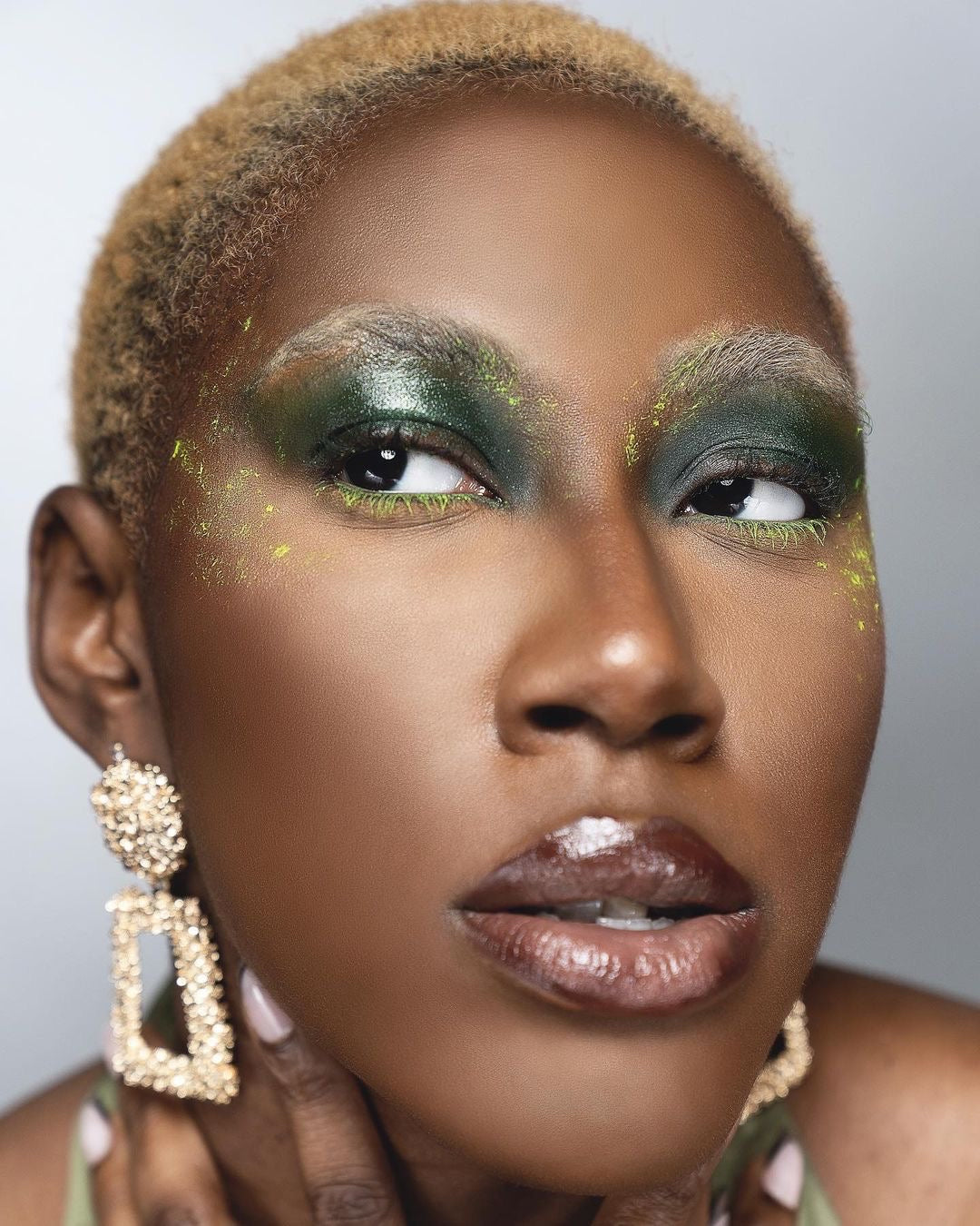 Ashunta Sheriff Beauty UV Vegan Mascara