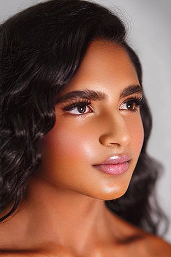 Ashunta Sheriff Beauty BROWzing Brow Gel