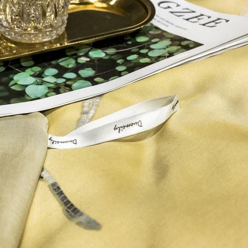 Orquidea Amarilla Duvet Cover Set (Egyptian Cotton)