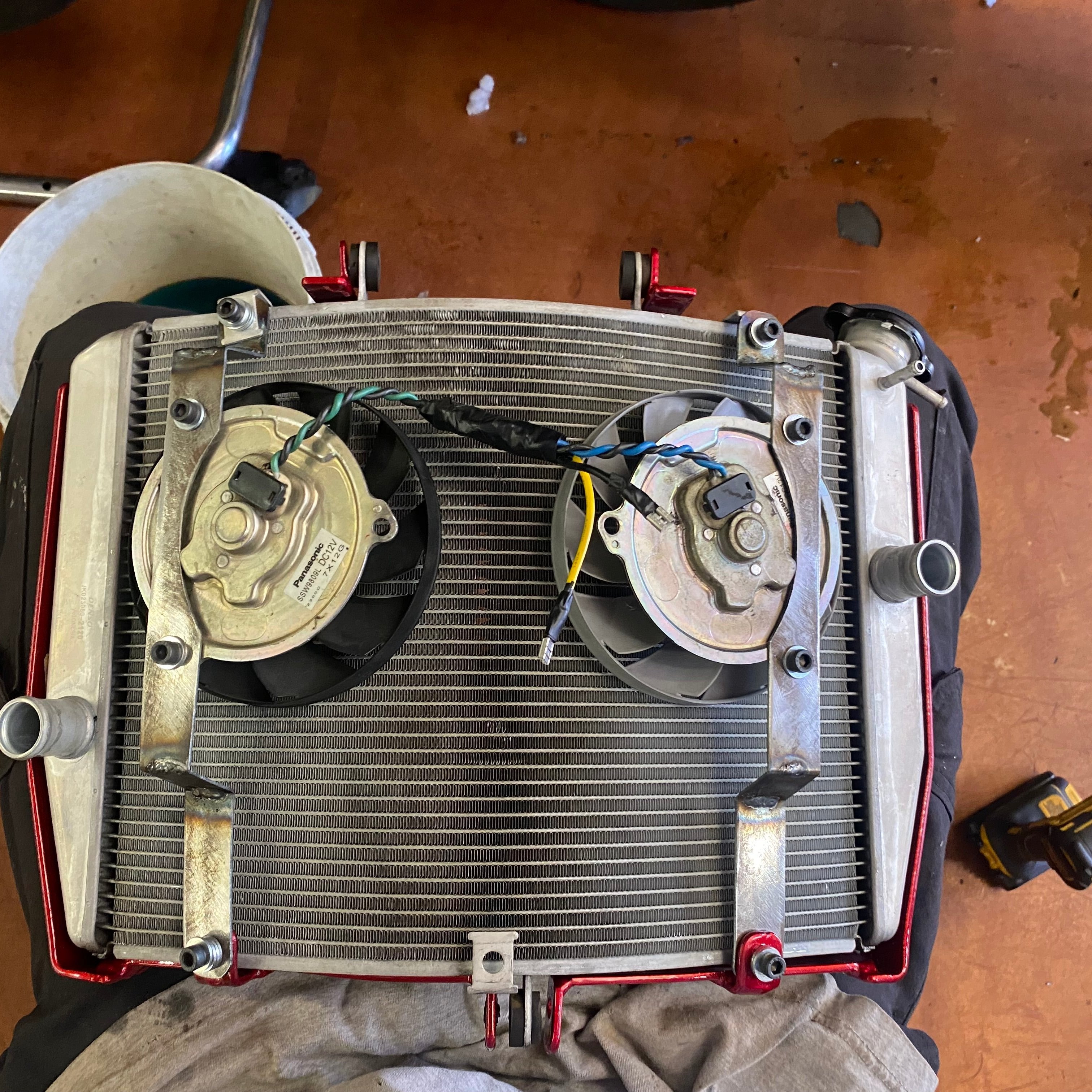 09-12 Kawasaki ZX6R Radiator Cage