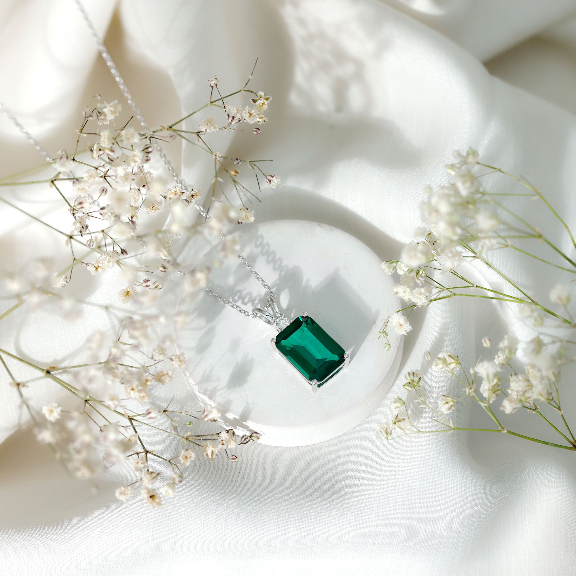 10X14MM Lab Grown Emerald Solitaire Necklace with Chain