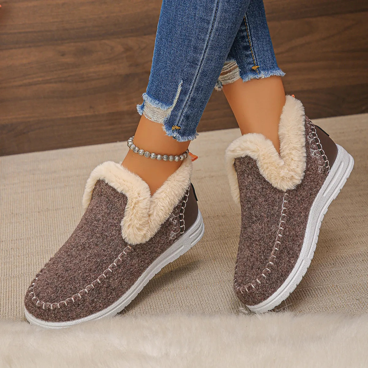 Round Toe Fleece-Lined Ankle Boots