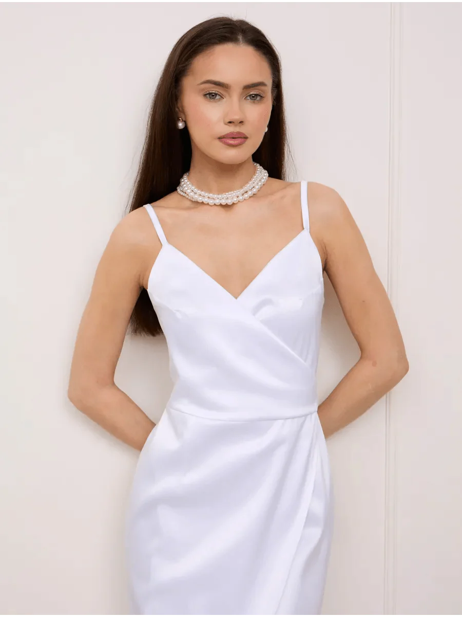 Bert Evening Dress: Elegant and Timeless Style