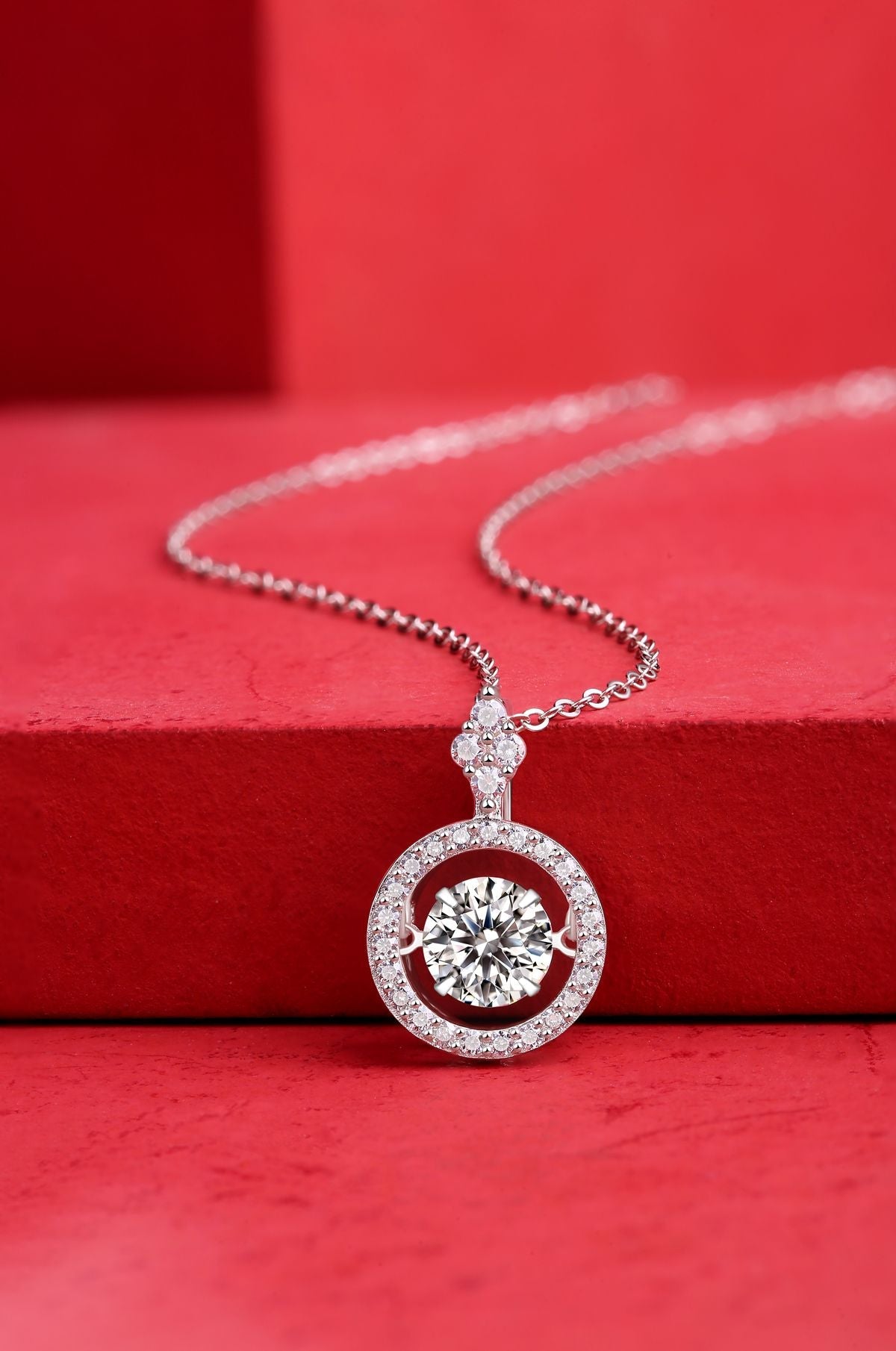 Touch - 1-carat Moissan diamond S925 sterling silver jewelry, fashionable and trendy jewelry, affordable diamond necklace pendant