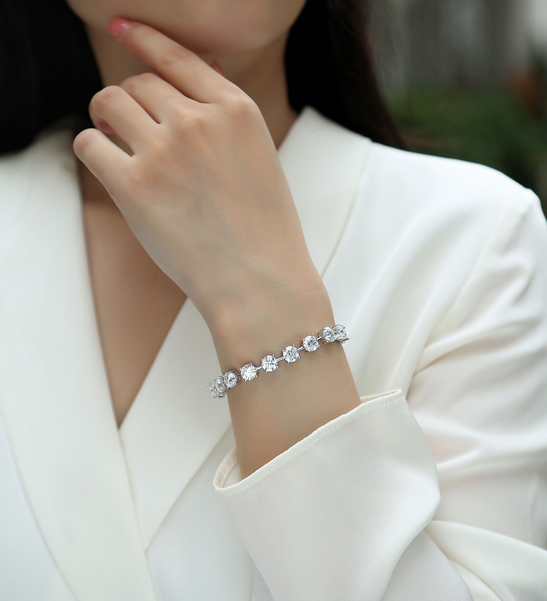 Time Appointment - Fashionable Bracelet and Bangle-shaped Jewelry set with Moissanite S925 sterling Silver and Platinum-plated Diamond