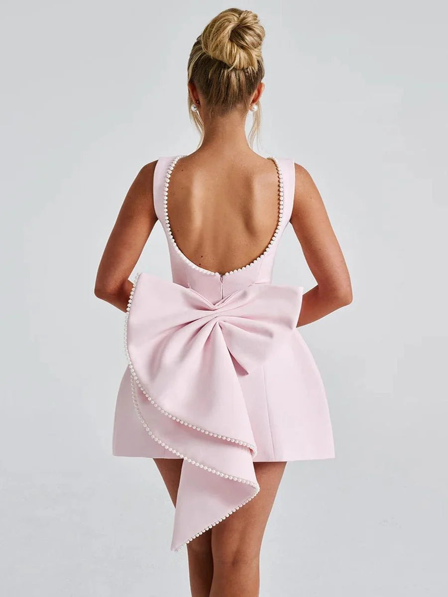 Stunning Graeme Backless Dress - Show off in Style