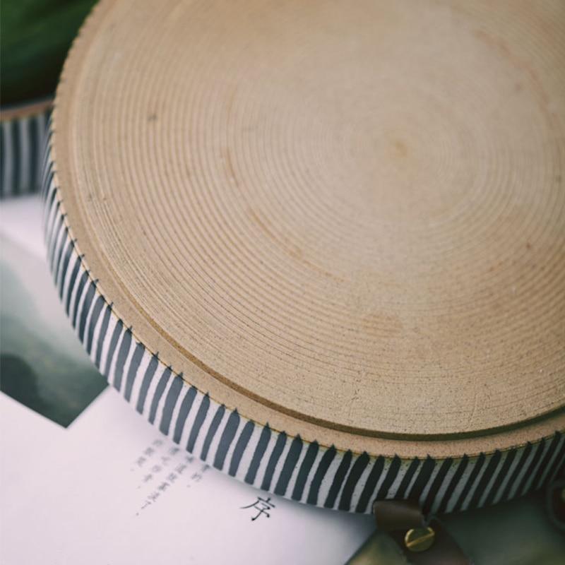 Exclusive Striped Ceramic Plate with Leather Handle