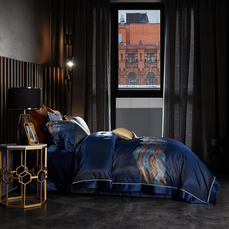 Victor Duvet Cover Set (Mulberry Silk) King Size