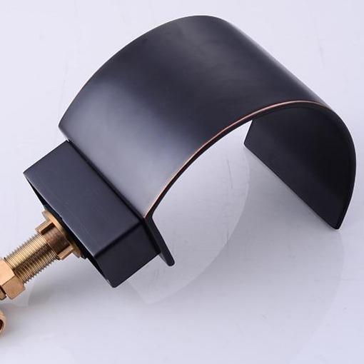 James Three-Hole Dual-Handle Bathroom Faucet