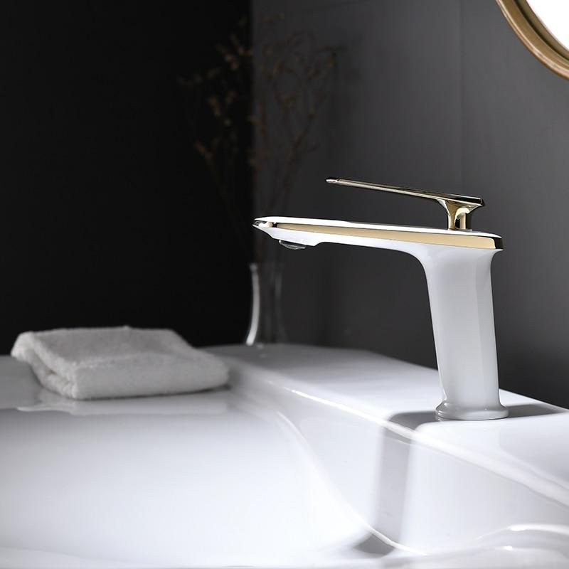 Clark Single-Hole Modern Bathroom Faucet